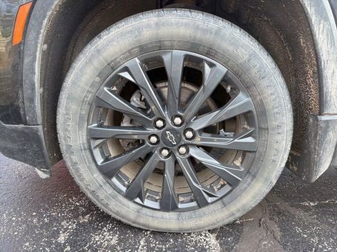 Used 2022 Chevrolet Traverse RS w/ LPO, Floor Liner Package image 9