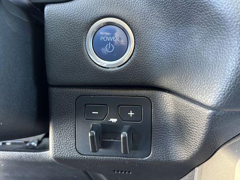 Used 2023 Toyota Tundra Limited w/ Power Package RWD image 14