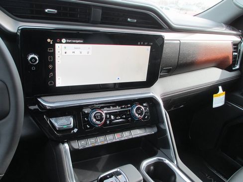 New 2026 GMC Sierra 1500 Denali w/ Denali Reserve Package image 23