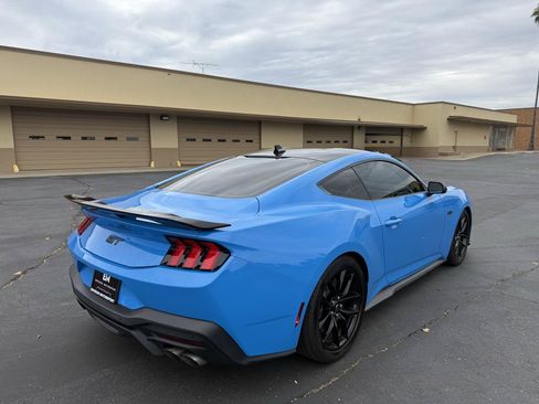 Used 2025 Ford Mustang GT RWD image 7