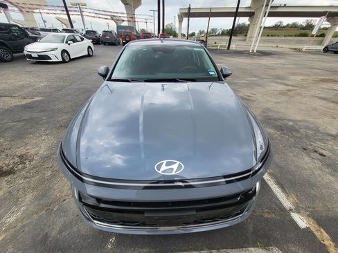 Used 2025 Hyundai Sonata SEL image 2