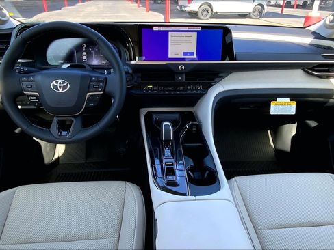 New 2026 Toyota Crown AWD/4WD image 5