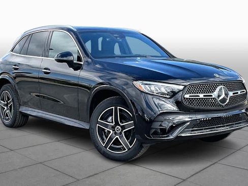 New 2026 Mercedes-Benz GLC 300 image 2