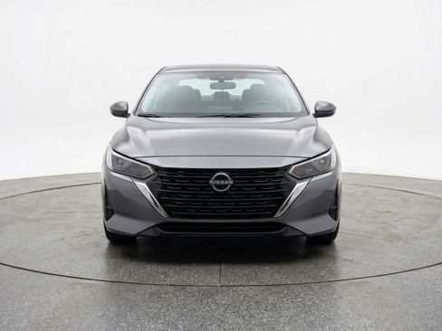 Used 2025 Nissan Sentra SV FWD image 2
