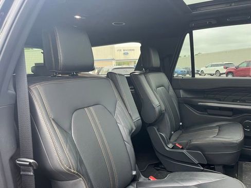 Used 2024 Ford Expedition Max Platinum image 26