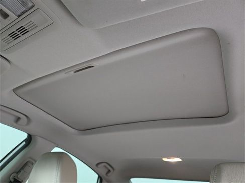 Used 2016 Honda Civic Touring image 14