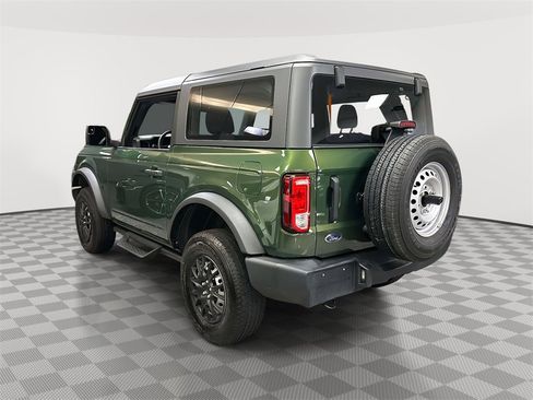 Used 2023 Ford Bronco Base image 4