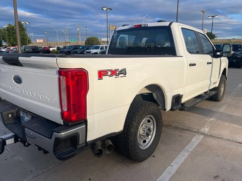 Used 2023 Ford F250 XL w/ XL Off-Road Package AWD/4WD image 4