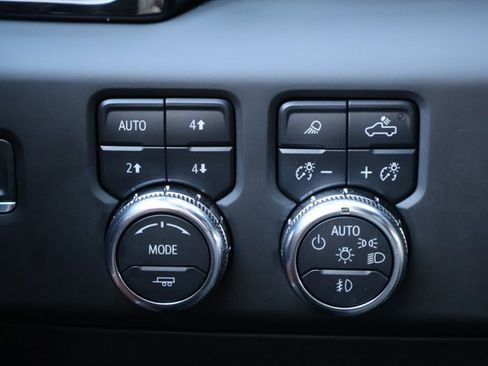 Used 2025 GMC Sierra 3500 Denali Ultimate image 11