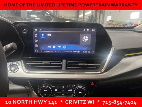 Used 2024 Chevrolet Trax LT w/ Driver Confidence Package image 7