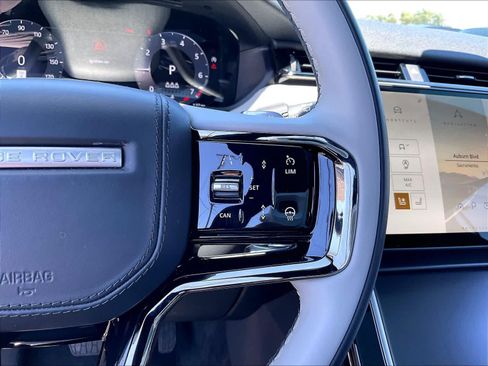 Used 2026 Land Rover Range Rover Velar S AWD/4WD image 19
