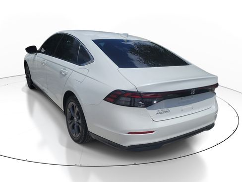 Used 2023 Honda Accord EX image 6