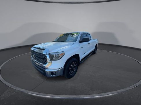 Used 2018 Toyota Tundra SR5 w/ TRD Off Road Package image 7
