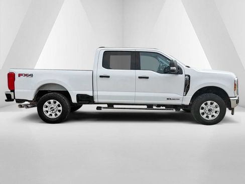 Used 2024 Ford F250 XLT w/ FX4 Off-Road Package AWD/4WD image 8