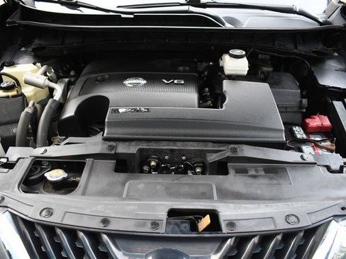 Used 2017 Nissan Murano S image 29