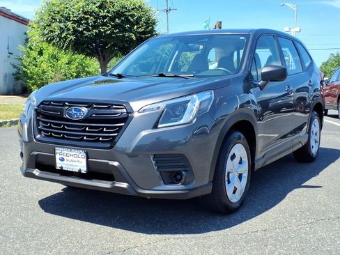 Used 2022 Subaru Forester AWD/4WD image 3