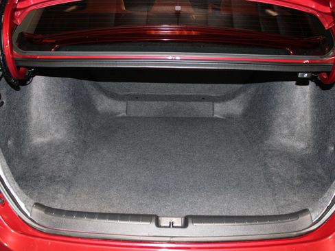 Used 2020 Honda Accord LX image 30
