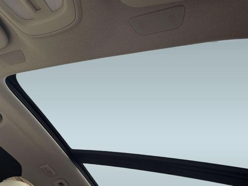 Certified 2026 Volvo XC40 B5 Plus AWD/4WD image 15