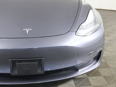 Used 2020 Tesla Model 3 Long Range AWD/4WD image 17