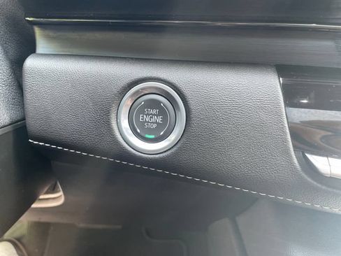Certified 2024 Cadillac Escalade ESV Premium Luxury AWD/4WD image 40