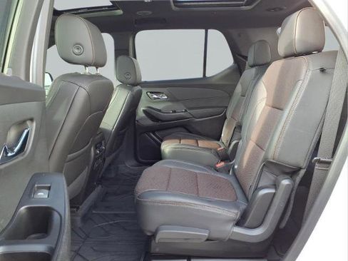 Used 2023 Chevrolet Traverse High Country w/ LPO, Floor Liner Package image 22