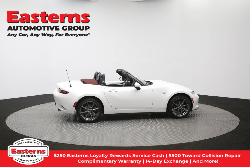 Used 2018 MAZDA MX-5 Miata Grand Touring RWD image 43