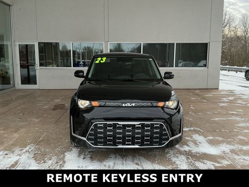 Used 2023 Kia Soul GT-Line image 2