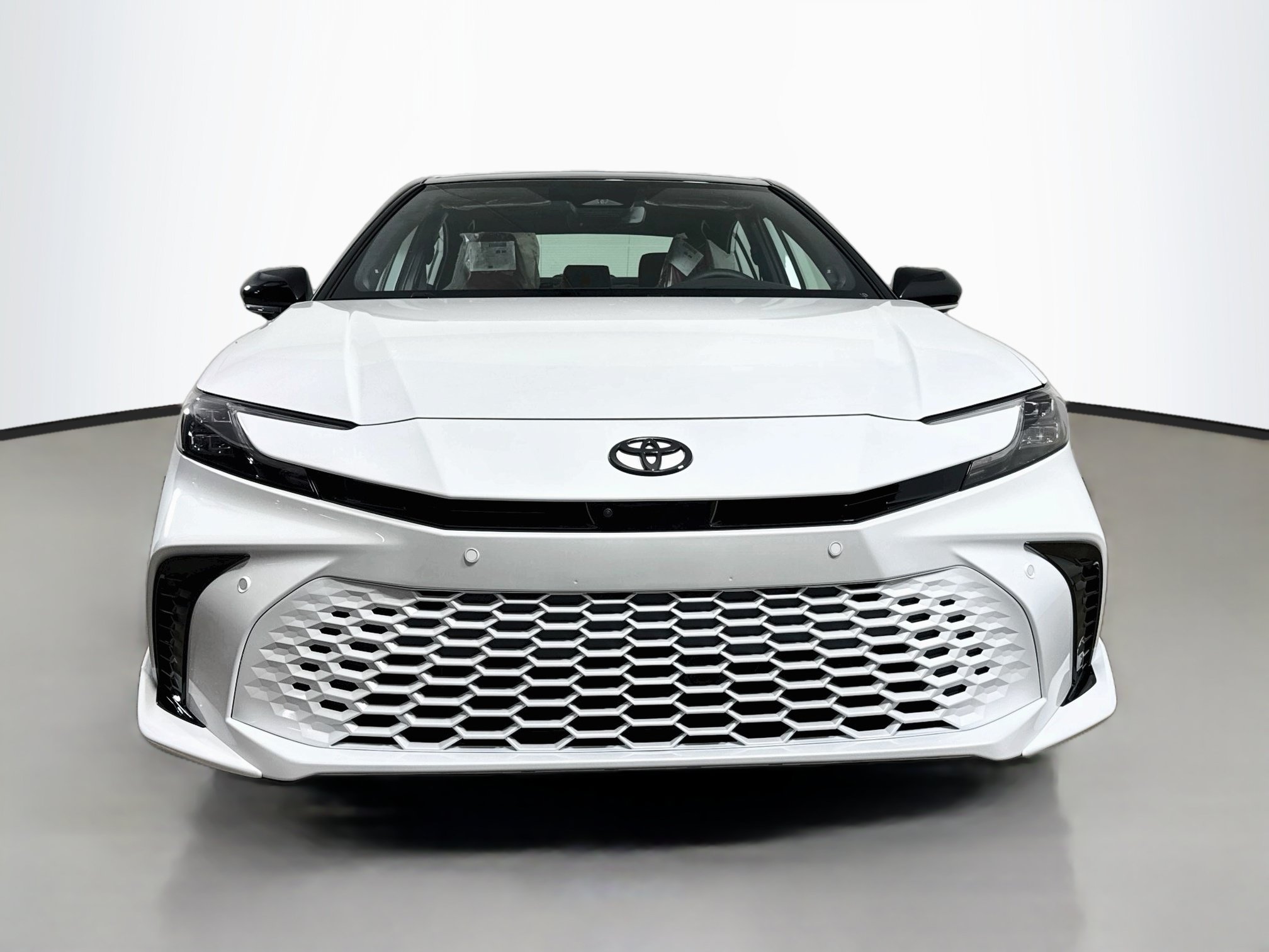 New 2027 Toyota Camry XSE w/ Premium Plus Package FWD image 2