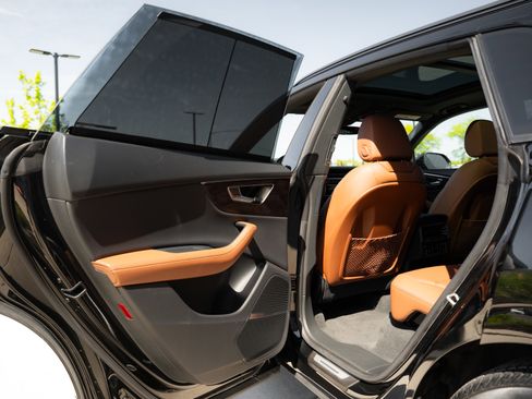 Certified 2023 Audi Q8 Prestige w/ Prestige Package AWD/4WD image 29