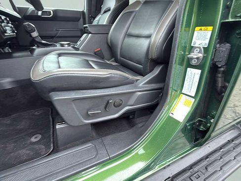 Used 2025 Ford Bronco Outer Banks image 21