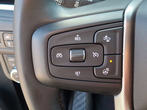 Used 2024 GMC Yukon Denali image 24