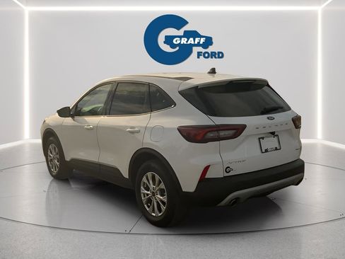 Used 2025 Ford Escape Active w/ Cold Weather Package image 4