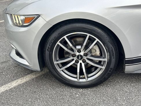 Used 2015 Ford Mustang Premium image 11