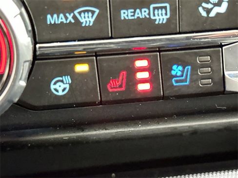 Used 2022 Ford F150 Lariat w/ Equipment Group 502A High image 19