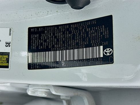 Used 2024 Toyota Corolla LE image 12