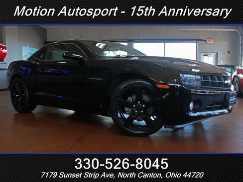 Used 2010 Chevrolet Camaro LT w/ RS Package image 2