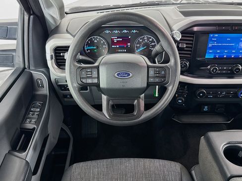 Used 2022 Ford F150 XLT w/ Trailer Tow Package image 16