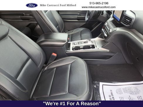 Used 2020 Ford Explorer XLT w/ Equipment Group 202A image 25