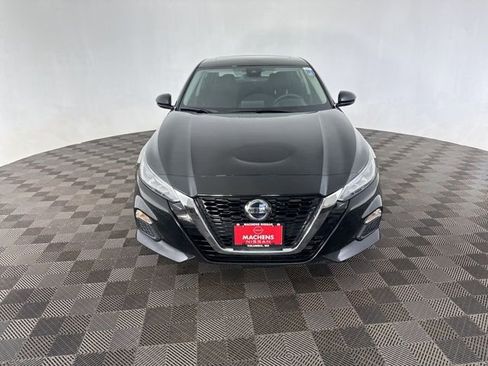 Used 2021 Nissan Altima 2.5 SV w/ SV Premium Package FWD image 2