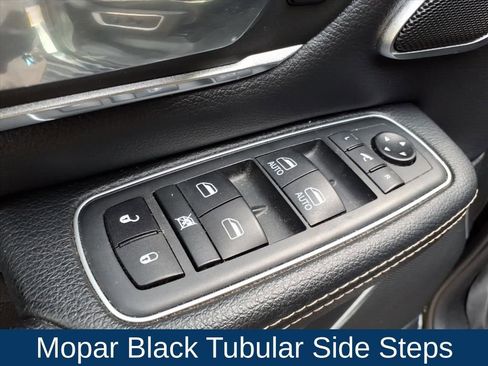 Used 2021 RAM 1500 Laramie w/ Night Edition image 23