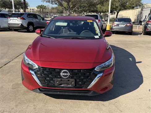 Used 2024 Nissan Sentra SV image 2