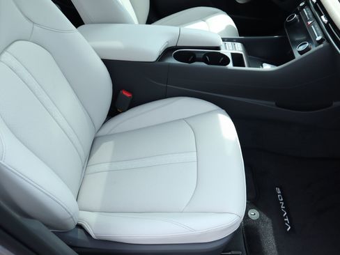 New 2026 Hyundai Sonata Limited FWD image 13