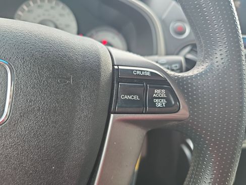 Used 2015 Honda Pilot LX image 18