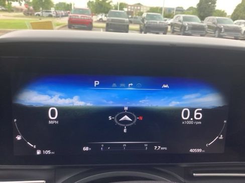 Used 2024 Kia Carnival SX Prestige FWD image 40