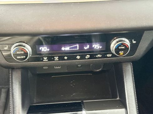Used 2022 Mitsubishi Outlander SE AWD/4WD image 15