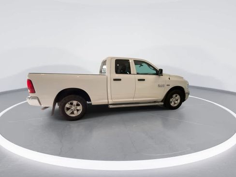 Used 2017 RAM 1500 ST w/ SXT Appearance Group AWD/4WD image 9