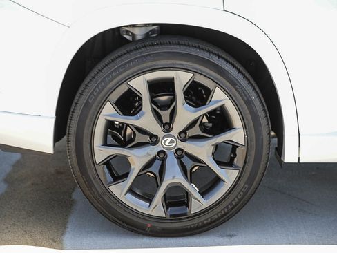 New 2026 Lexus TX 500h AWD image 11
