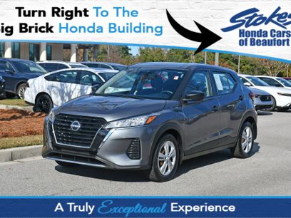 Used 2022 Nissan Kicks S