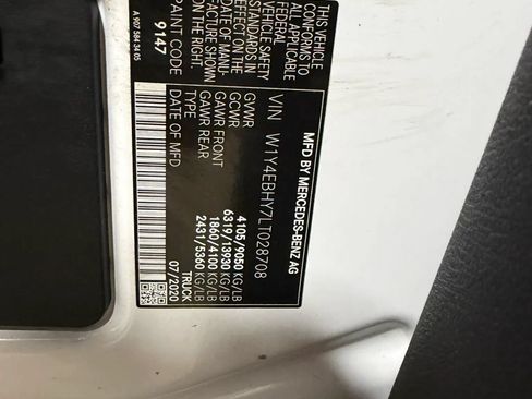 Used 2020 Mercedes-Benz Sprinter 2500 image 47
