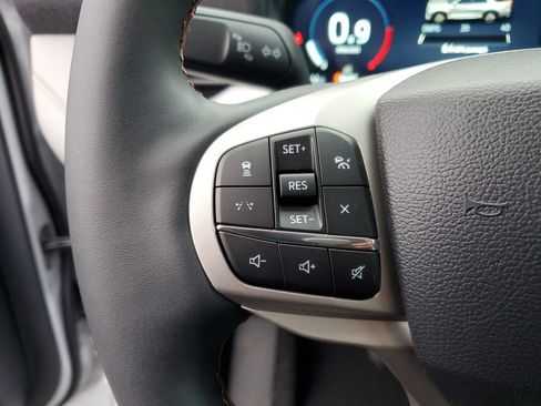 New 2026 Ford Explorer Active w/ Active Comfort Package image 15